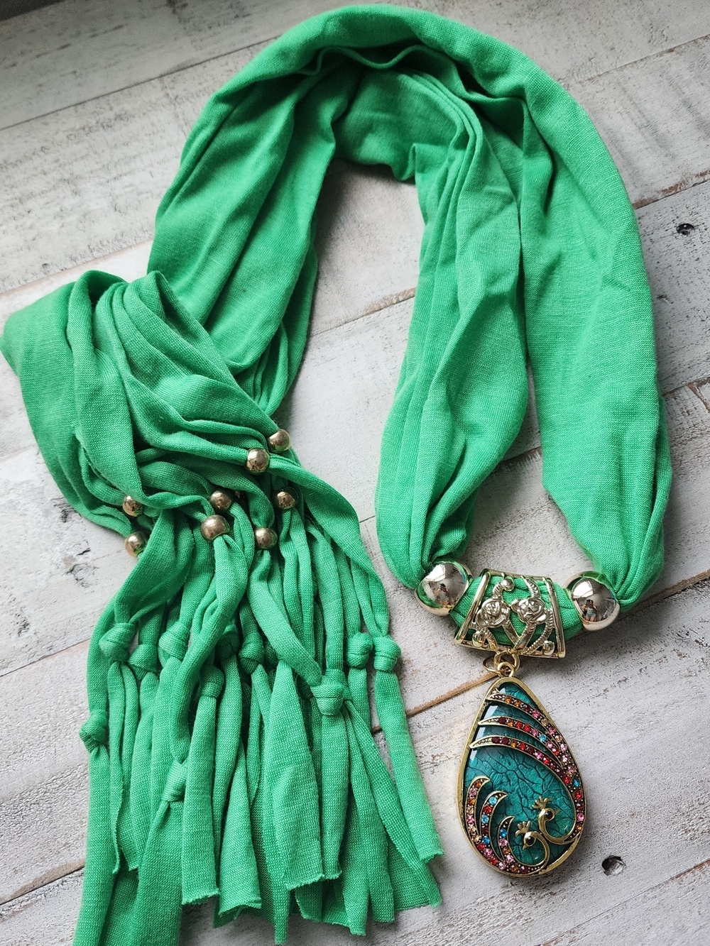 Green Statement Scarf Necklace with Decorative Teardrop Pendant